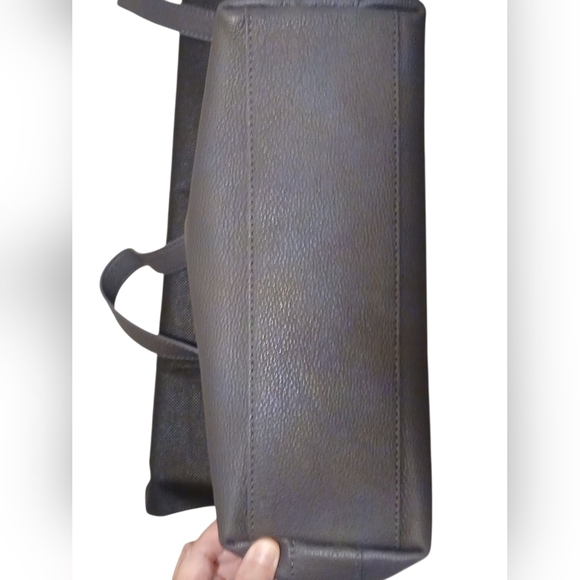 Paolina -NWT Gray Colored Natural Leather Tote Bag W/ 1 Large Zippered Pocket & - Picture 7 of 14